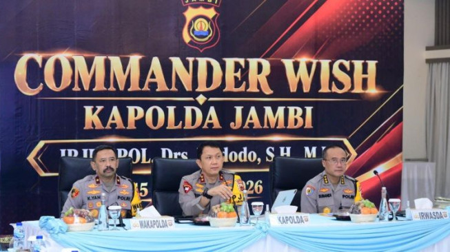 Kapolda Jambi Sampaikan Commander Wish, Tekankan Pelayanan Publik dan Penegakan Hukum Berkeadilan